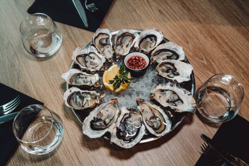 Où manger des Huîtres à Uzès
